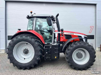 Schlepper / Traktor Massey Ferguson 7S.210 Dyna-VT Exclusive