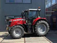 Schlepper / Traktor Massey Ferguson 6714 S Dyna-6