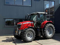 Schlepper / Traktor Massey Ferguson 6714 S Dyna-6