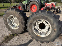 Räder, Reifen, Felgen & Distanzringe Ford 16.9R26