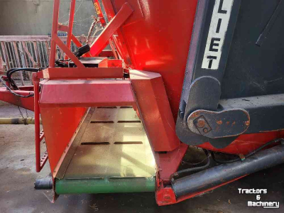 Selbstladender Futterverteilwagen Trioliet MS1000