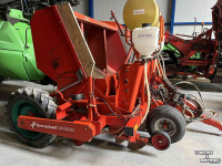 Kartoffellegemaschine Kverneland UN3200 |Underhaug | Bekerpootmachine