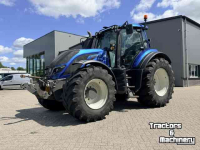 Schlepper / Traktor Valtra T234 Versu
