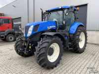 Schlepper / Traktor New Holland T7.220 PC
