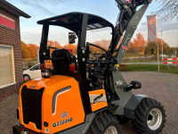 Radlader Giant G2300HD