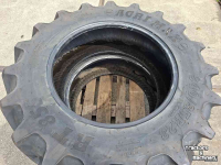 Räder, Reifen, Felgen & Distanzringe BKT 340/85R28
