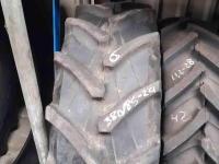 Räder, Reifen, Felgen & Distanzringe Pirelli banden 380/85R24