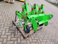 Sonstiges Baumschulmaschinen und Zubehör Rosko Gewas geleide Schoffelmachine 3 rij