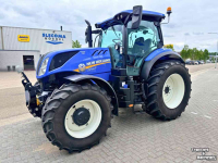 Schlepper / Traktor New Holland T7.165S Range Command