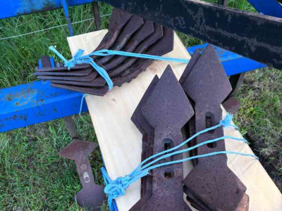 Grubber  Vaste tand cultivator 3 rijer