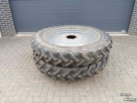 Räder, Reifen, Felgen & Distanzringe  Cultuurwielen 320/90 R46