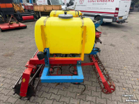 Grubber Zibo FC 300 frontcultivator met spuitopbouw