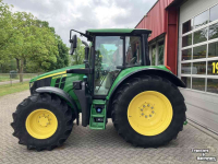 Schlepper / Traktor John Deere 6090M