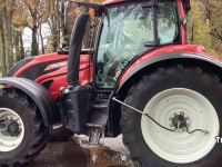 Schlepper / Traktor Valtra T234A Tractor