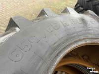 Sonstiges Traktoren und Zubehör Vredestein traxion 650/65 -38. trekkerbanden