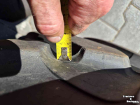 Räder, Reifen, Felgen & Distanzringe Pirelli 540/65R28