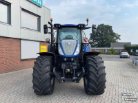 Schlepper / Traktor New Holland T7 270 Auto Command New Gen Tractor