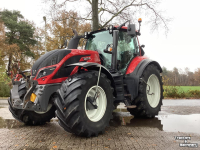 Schlepper / Traktor Valtra T234A