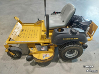 Aufsitzrasenmäher Hustler Sport 48