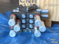 Schlepper / Traktor New Holland Compleet Hydraulisch ventielenblok voor T4.xxx Case-IH Farmall Steyr Kompakt parts nr:47396611