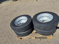 Räder, Reifen, Felgen & Distanzringe  215/75R17.5 dubbellucht