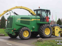 Feldhäcksler John Deere 7450