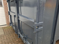 Container AGM Haakarm container