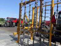 Grubber Claydon Stoppel hark straw harrow