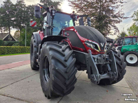 Schlepper / Traktor Valtra Q305
