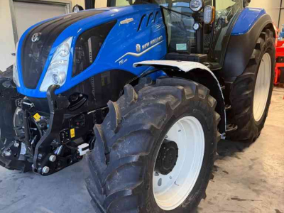 Schlepper / Traktor New Holland T5.140