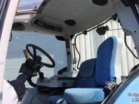 Schlepper / Traktor New Holland T7050 Autocommand vario trekker continu variabele transmissie (CVT) tractor TVT