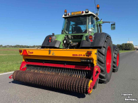 Durchsämaschine Vredo Vredo doorzaaier / gras seeder midejo