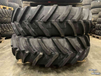 Räder, Reifen, Felgen & Distanzringe Firestone 420/85R28 & Michelin 480/80R42