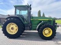 Schlepper / Traktor John Deere 8300