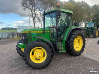 Schlepper / Traktor John Deere 6110