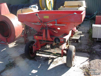Düngerstreuer Kuhn ZSA 800