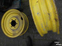 Räder, Reifen, Felgen & Distanzringe John Deere 5.5-18
