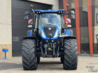 Schlepper / Traktor New Holland T7.260PLMI vario Stage V Fronthef+PTO Lucht Hydr. rem GPS 56km