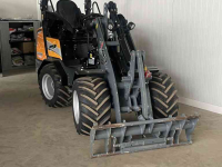 Radlader Giant G2300HD