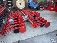 Drillmaschine Kverneland CX 1 schijfcouter balk met na eg
