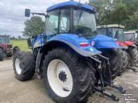 Schlepper / Traktor New Holland T8040 Powershift luchtdruk airco
