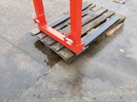 Sonstiges Gartenbaumaschinen und Zubehör  Palletdrager 750 kg met verstelbare lepels