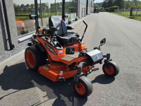 Aufsitzrasenmäher Kubota ZD1211