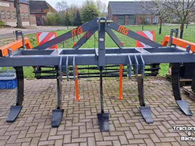 Tiefenlockerer Mandam MG 5 3000