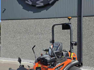 Aufsitzrasenmäher Kubota ZD1211