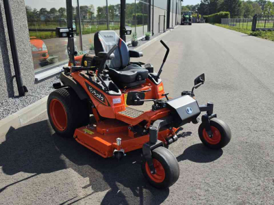 Aufsitzrasenmäher Kubota ZD1211