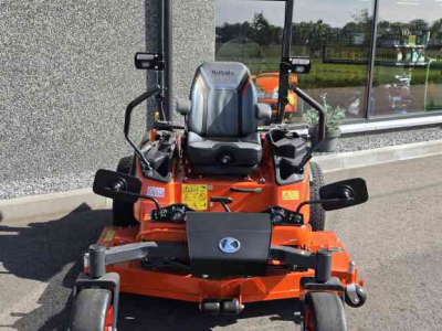Aufsitzrasenmäher Kubota ZD1211