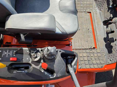 Aufsitzrasenmäher Kubota ZD1211