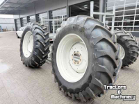 Räder, Reifen, Felgen & Distanzringe Michelin 20.8 R38 + 16.9 R28, 520/85 R38 + 420/85 R28