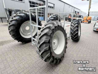Räder, Reifen, Felgen & Distanzringe Michelin 20.8 R38 + 16.9 R28, 520/85 R38 + 420/85 R28